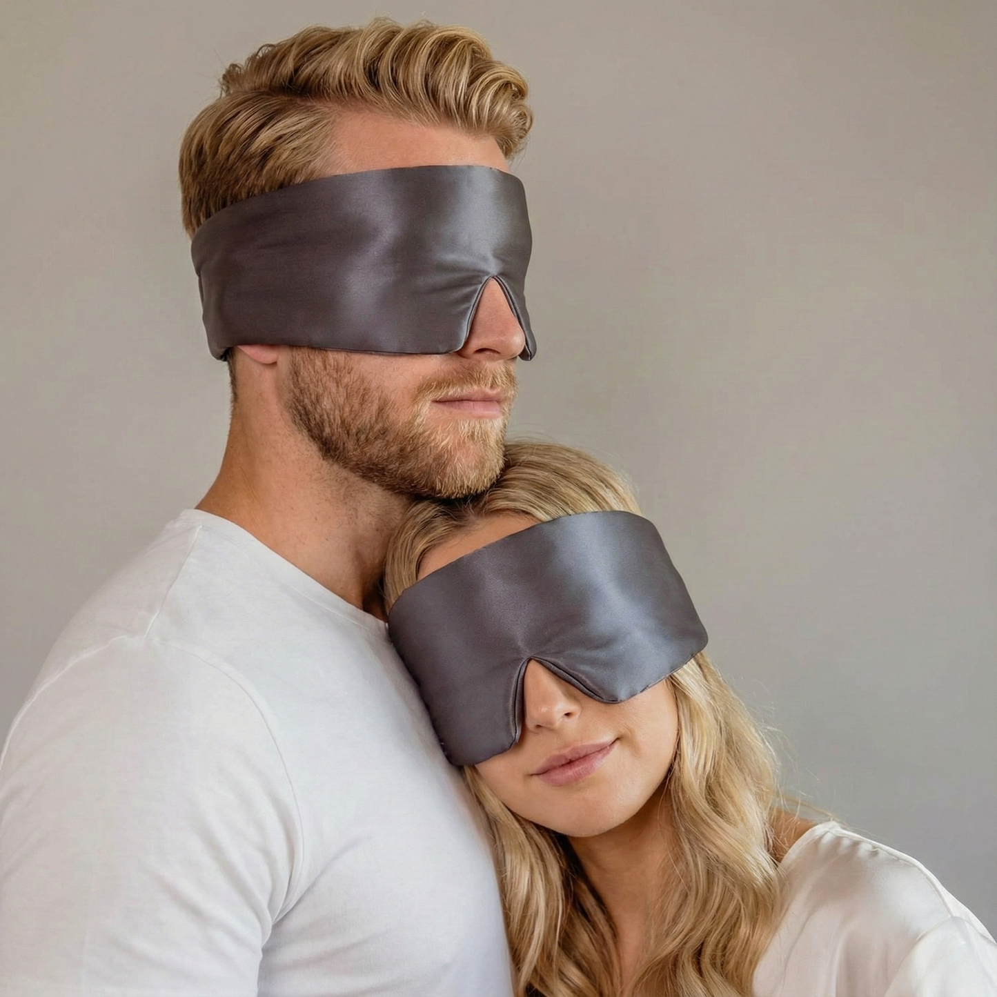Pearl grey Seiden Augenmaske